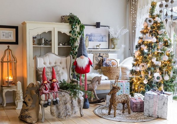 How to decorate your 2022 Christmas tree? - Is Decor Trends