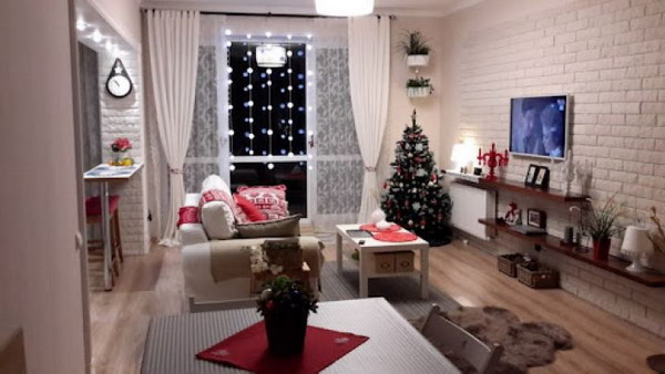 How to decorate an apartment for New Year 2024